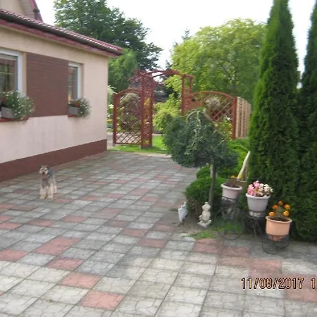 In Mit Grill, Terrasse Und Garten Σπίτι διακοπών Kołobrzeg
